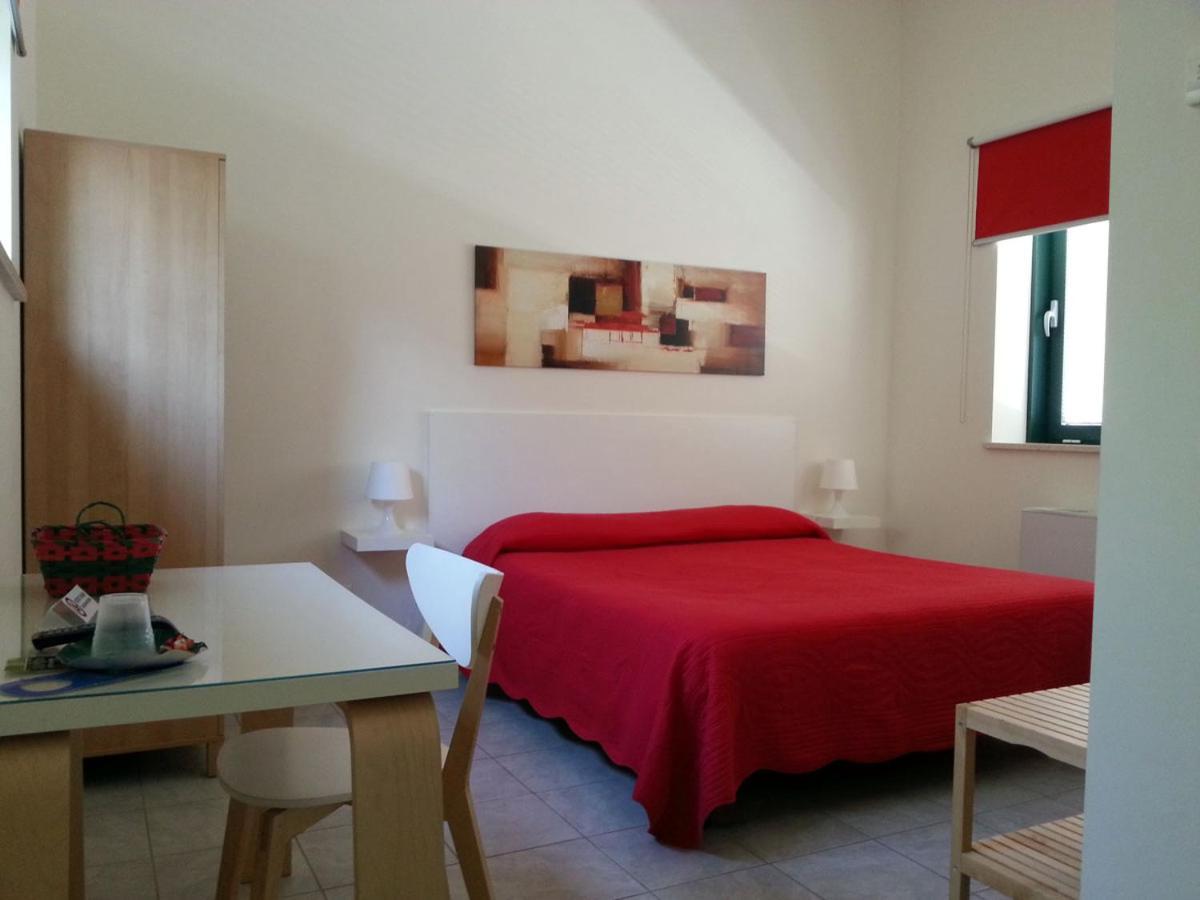 Bambu Affittacamere & Residence Терамо Екстериор снимка